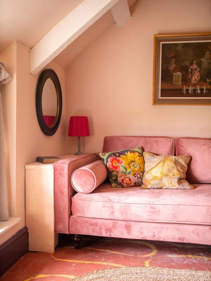 Country Cottage With Spa, Catering, Gardens, Nature Reserve Walks - Free Parking, Self Checkin Скънторп Екстериор снимка