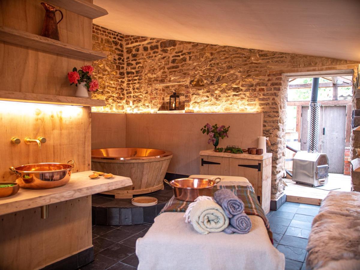 Country Cottage With Spa, Catering, Gardens, Nature Reserve Walks - Free Parking, Self Checkin Скънторп Екстериор снимка